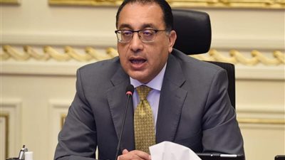 رئيس الوزراء يستعرض تقرير «آفاق الإقتصاد العالمية» الصادر عن البنك الدولي