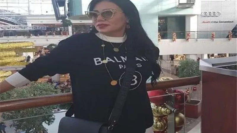بإطلاله شتوية.. رانيا يوسف تشعل السوشيال ميديا