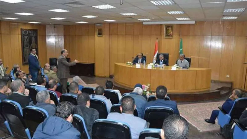 محافظ المنيا يدعو المخالفين في البناء بسرعة تقديم طلبات التصالح قبل 8 يناير