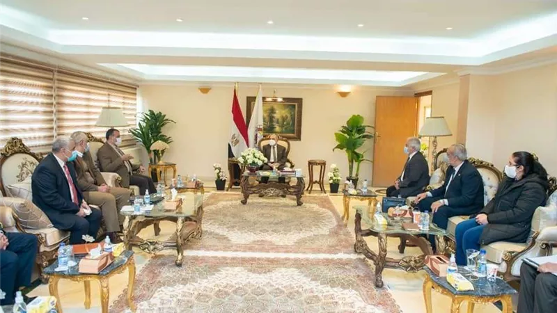 وزير الإنتاج الحربي يتفقد 