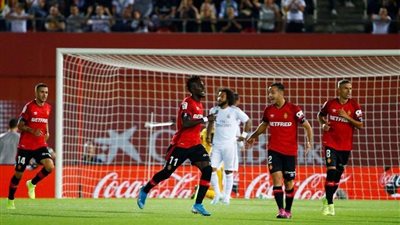 إشبيلية يعزز موقعه في المركز الثالث بالدوري الإسباني