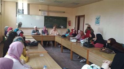 ندوة لمناهضة العنف ضد المرأة في مجلس مدينة بنها