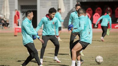 موقف الأهلي من بيع ثلاثي فريق الشباب