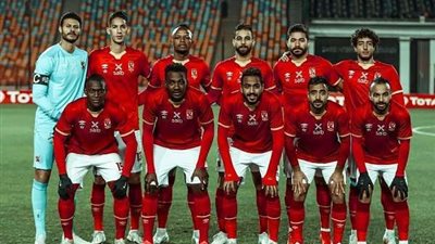 مفاجأة.....الزمالك يفاوض نجم الأهلي السابق