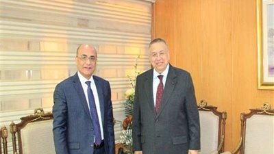 وكيل مجلس النواب يهنئ المستشار عمر مروان بمنصبه الجديد