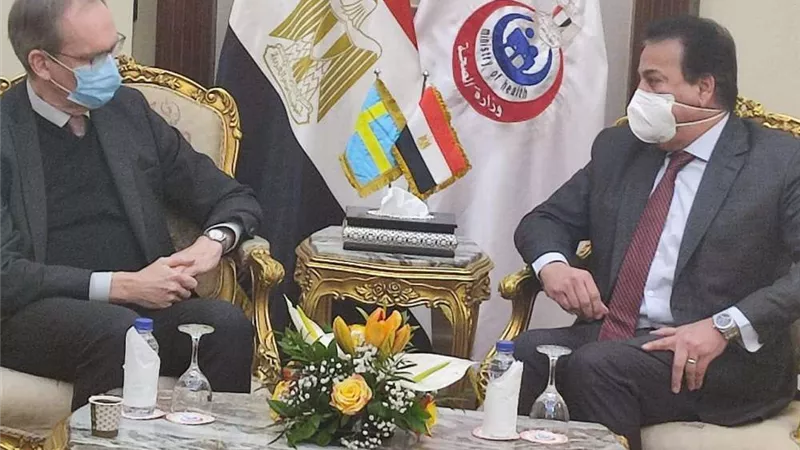 عبد الغفار يستقبل السفير السويدي لدى مصر لتعزيز سبل التعاون في القطاع الصحي