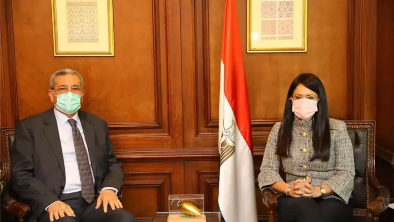 اجتماع هام يجمع بين وزيرة التعاون الدولي والسفير الجزائري بالقاهرة.. تفاصيل
