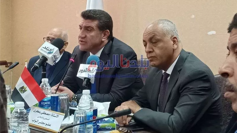 بالصور.. نقابة الكيماويات تستعرض أهم معوقات صناعة الدواء والحلول المقترحة