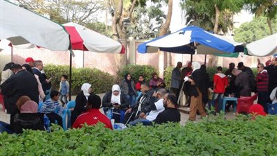 استمرار توافد الناخبين للتصويت في انتخابات النادي المصري القاهري (فيديو)