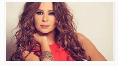 كارول سماحة تعلن موعد طرح أحدث أغانيها 