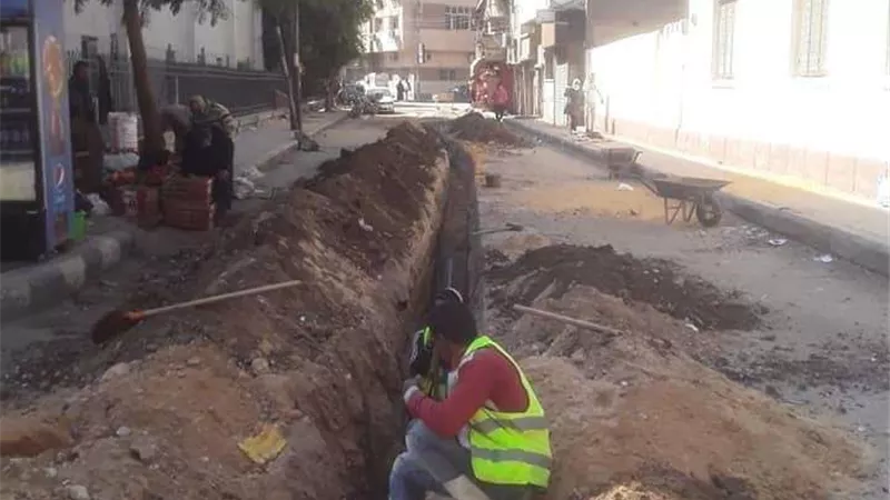 بدء إحلال وتجديد شبكة مياه الشرب بحي شرق سوهاج