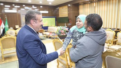 قرار عاجل من محافظ المنوفية بشأن أسرة تعاني من 