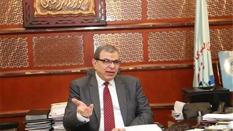 القوى العاملة: الإنتهاء من تدريب 130 شابًا على 4 مهن مختلفة بالدقهلية