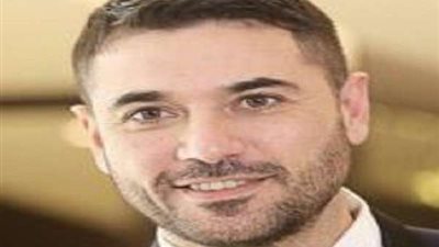 بسبب مسلسل رمضان 2020.. أحمد عز يعود للقاهرة ويستأنف التصوير