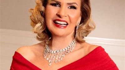 يسرا تعلن عن موعد انطلاق برنامجها الجديد 