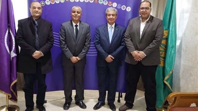 رئيس جامعة جنوب الوادى يبحث آفاق التعاون مع المنظمة الكشفية العربية