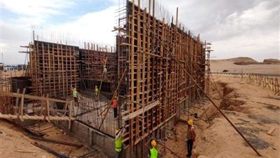 محافظ سوهاج يتابع الموقف التنفيذي لأعمال البنية التحتية