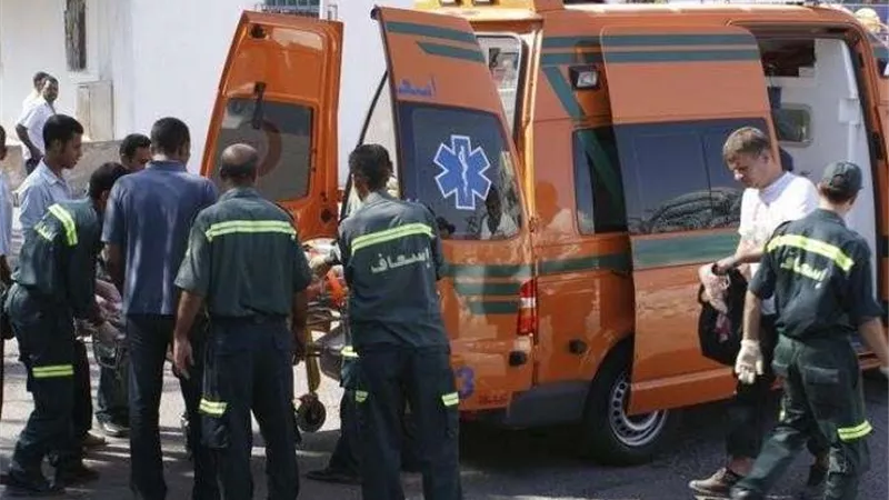 إصابة 4 أشخاص فى حادث تصادم سيارة نقل وملاكي بالبرلس