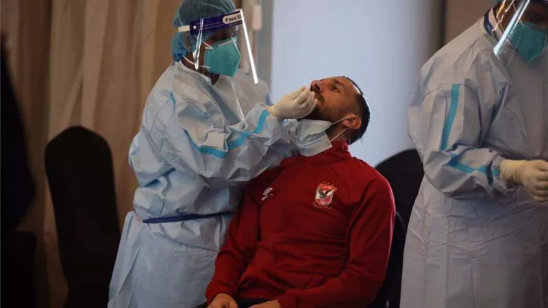 الأهلي يجري مسحة طبية استعدادًا للقاء بالميراس غدًا