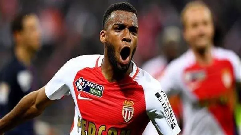 أتلتيكو مدريد يعلن إصابة لاعبه الفرنسي 