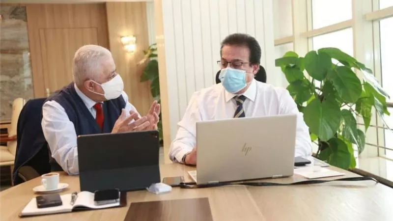 موعد بداية الترم التاني 2022 بالمدراس والجامعات.. هل سيتم تأجيل الدراسة؟