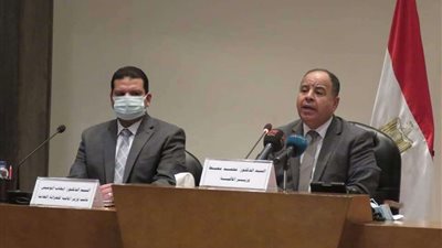 وزير المالية: ننفق المليارات 
