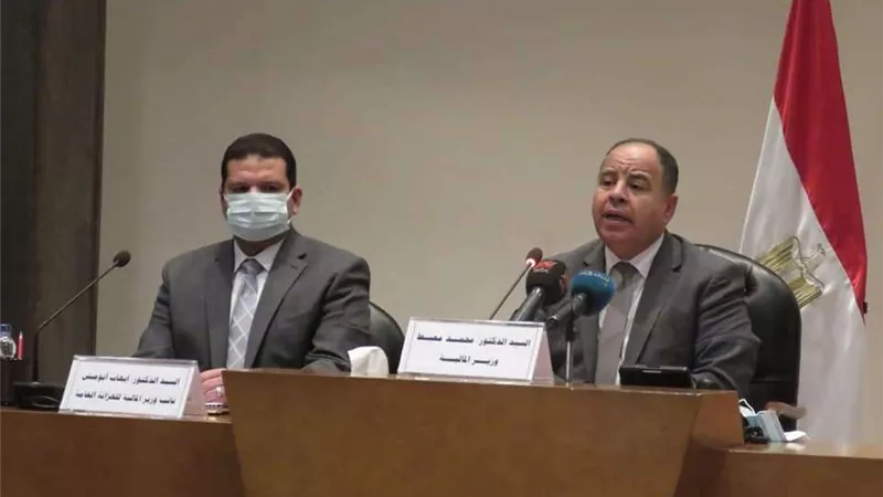 وزير المالية: ننفق المليارات 