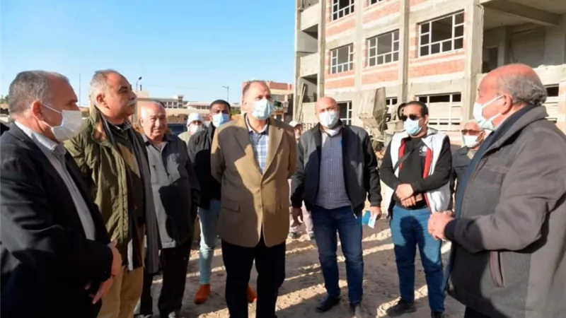 محافظ أسيوط يتفقد أعمال إنشاء مدرسة 30 يونيو الرسمية بحي غرب أسيوط