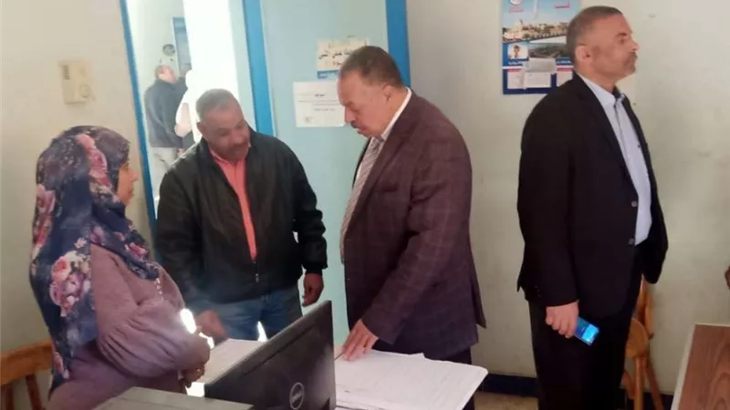 محافظ قنا يكلف السكرتير العام متابعة سير العمل بعدد من الوحدات القروية.. تعرف عليها