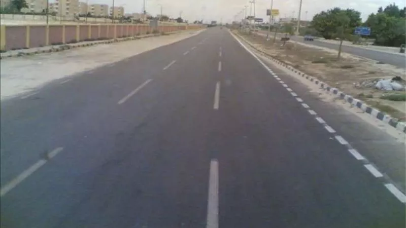 أهالي الدقهلية يشتكون من طريق 