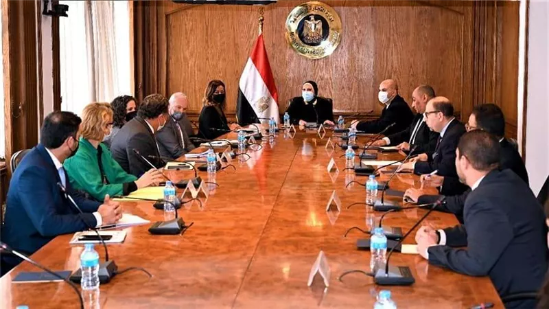 نيفين جامع تبحث مع البنك الدولي سبل تحقيق التنمية المستدامة تزامنًا مع التغيرات المناخية