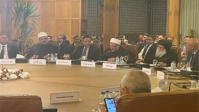 مفتي الجمهورية من مقر الجامعة العربية: المواجهة الفكرية هي الأهم في الحرب ضد التطرف