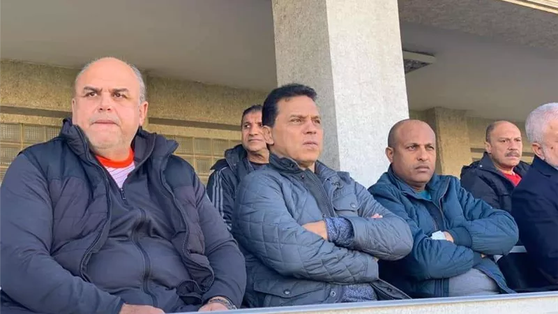 الجهاز الفني للمنتخب يحضر مباراة المقاولون العرب والمقاصة بالدوري