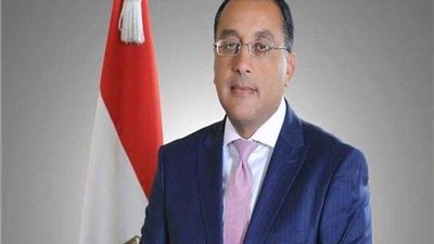 رئيس الوزراء يشكل لجنة وزارية للسياحة والآثار