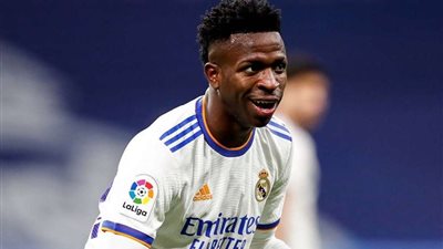 ريال مدريد يغازل فينسيوس جونيور للإستمرار مع الفريق