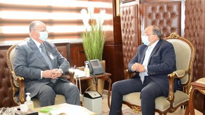 محافظ القاهرة: نستمع لأراء الحرفيين بمصر القديمة لتطوير قرية الفواخير