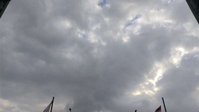 الأرصاد تكشف حالة الطقس.. انخفاض درجات الحرارة مع سقوط الأمطار حتى يوم الإثنين