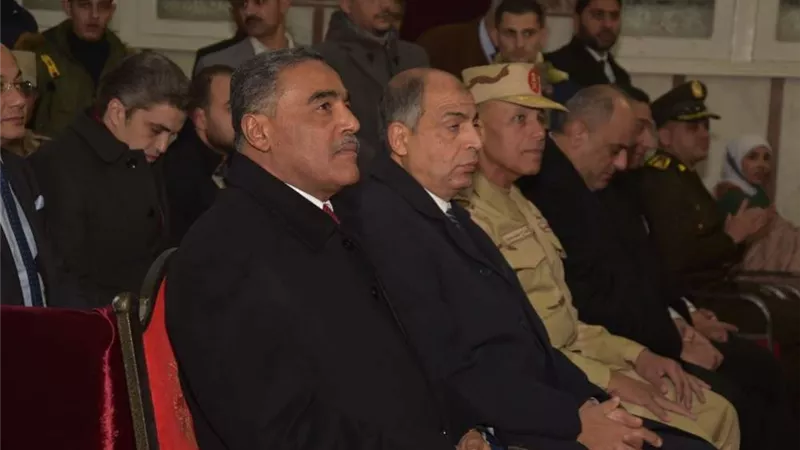 محافظ مطروح يشارك في قداس عيد الميلاد المجيد