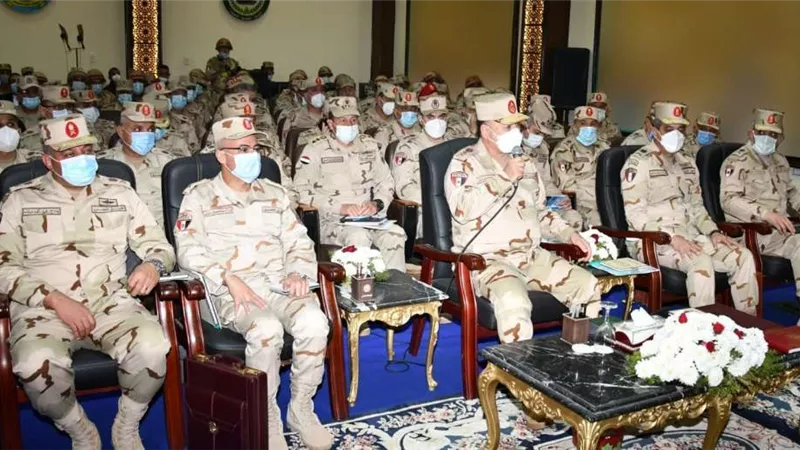 الفريق أسامة عسكر يشهد تنفيذ المرحلة الرئيسية لمشروع القيادة الخارجى 