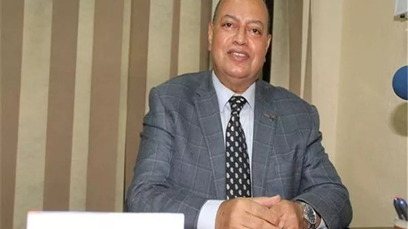 محمد عز العرب: العلاقات المصرية الكويتية نموذجية .. ويوجد تقارب بين البلد بشأن أزمات المنطقة