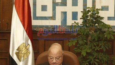 محافظ القاهرة يوجه رؤساء الأحياء ومديري المديريات بالتجهيز للتحول الرقمي