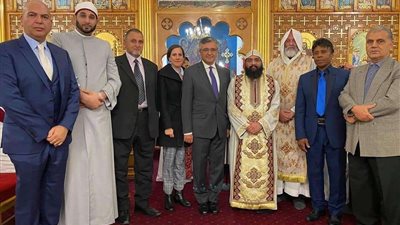 القنصل المصري في ملبورن يشارك في قداس عيد الميلاد المجيد
