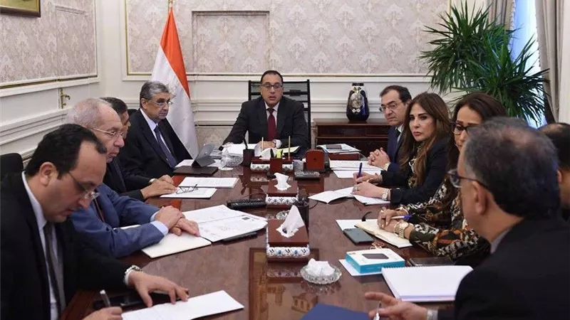 محافظ الجيزة: تدعيم 12 قرية بخدمة الصرف الصحي بأطفيح
