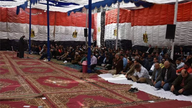 بالصور.. وقف انتخابات نقابة المهندسين بأسيوط لأداء صلاة الجمعة