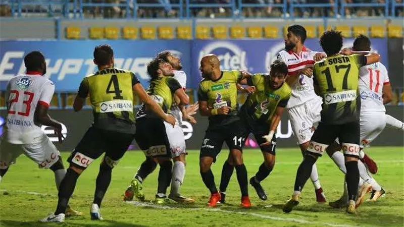 الزمالك بالطاقم الأزرق الكامل أمام الوداد المغربي في بطولة أفريقيا