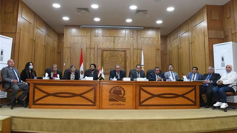 وفد من لجنة الشباب والرياضة بمجلس النواب تزور عدد من مراكز الشباب بقنا