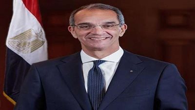 وزير الاتصالات يؤكد على أهمية التكنولوجيا لخلق حلول مبتكرة للتخفيف من تداعيات التغير المناخى