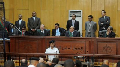 جنايات القاهرة تباشر محاكمة 4 متهمين بقضية رشوة وزارة الصحة اليوم