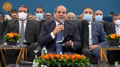 عاجل.. الرئيس السيسي يفتتح الصالة المغطاة لمجمع حسن مصطفى
