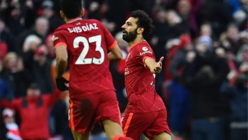 جيمس ميلنر يُثير غضب محمد صلاح.. بهذا التصرف